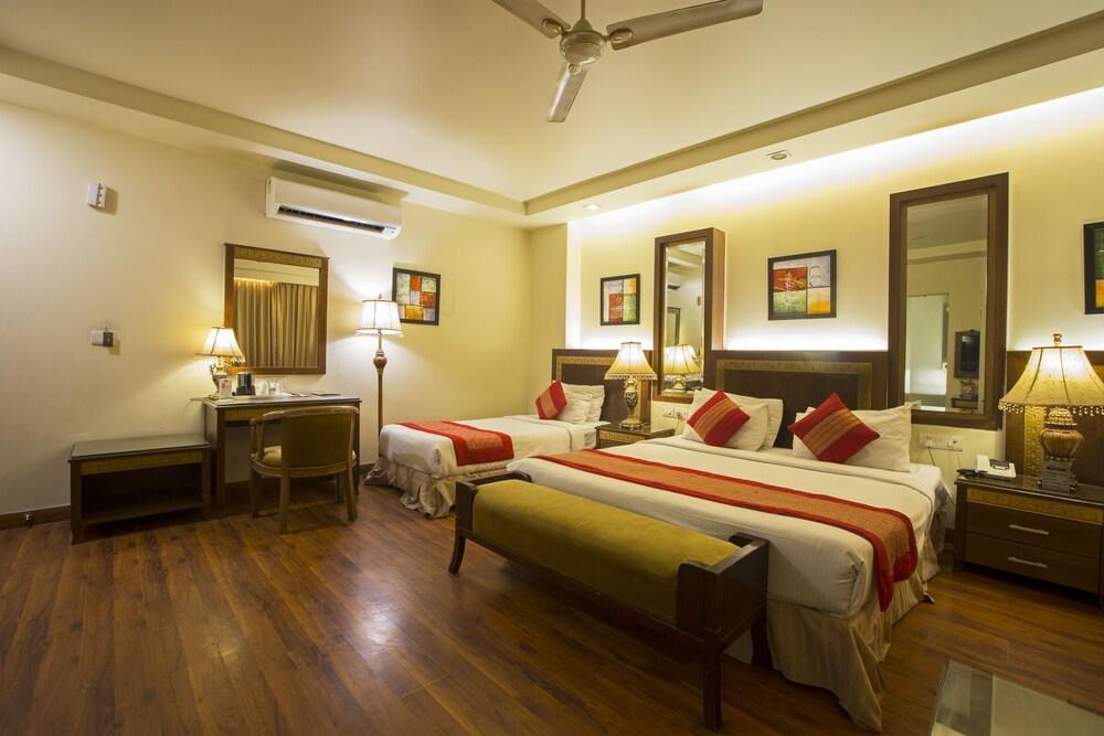 Hotel Picasso Delhi  Exterior foto