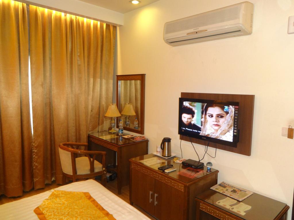 Hotel Picasso Delhi  Habitación foto