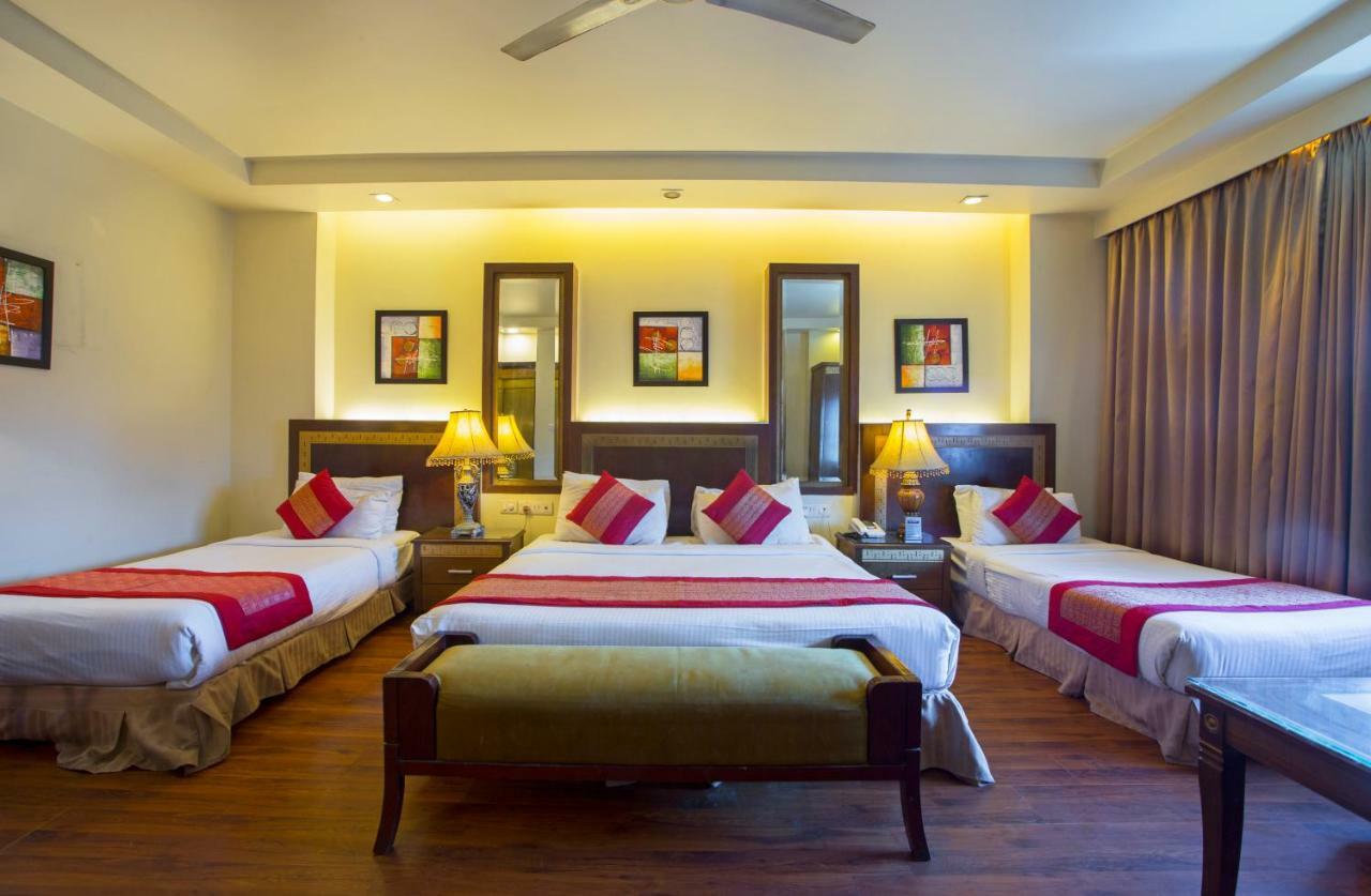 Hotel Picasso Delhi  Exterior foto