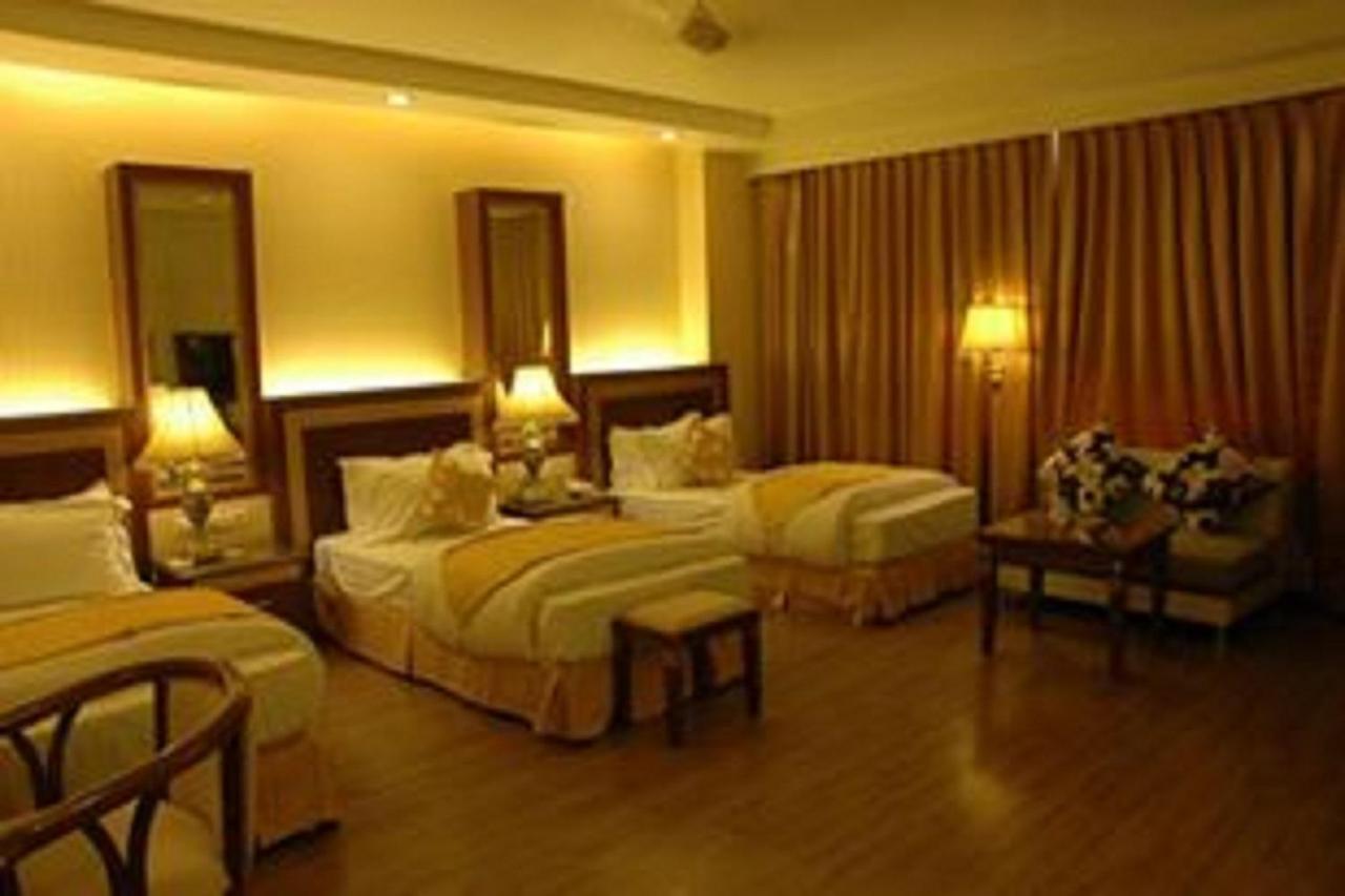 Hotel Picasso Delhi  Exterior foto